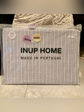 NEW INUP HOME Striped Queen Duvet Cover - White & Gray- 3 piece set
